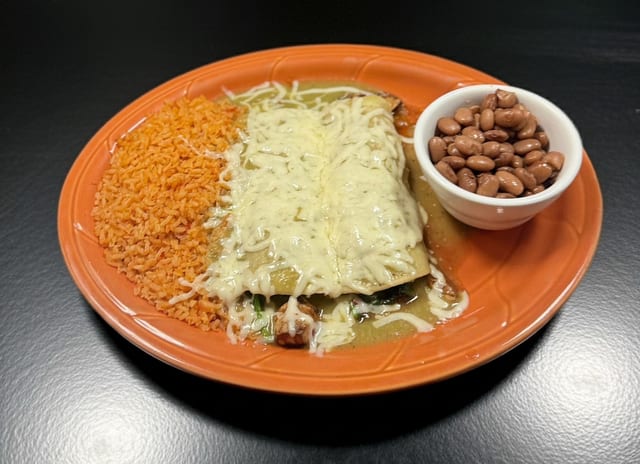 Enchiladas De Espinacas (Spinach).