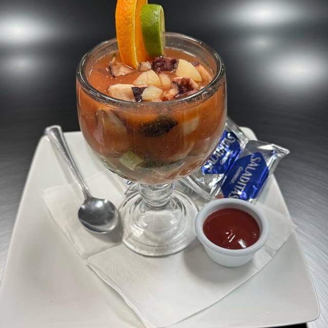 Campechana (Seafood Soup).
