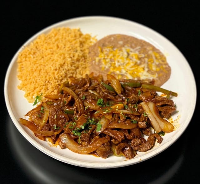 Steak a la Chicana.