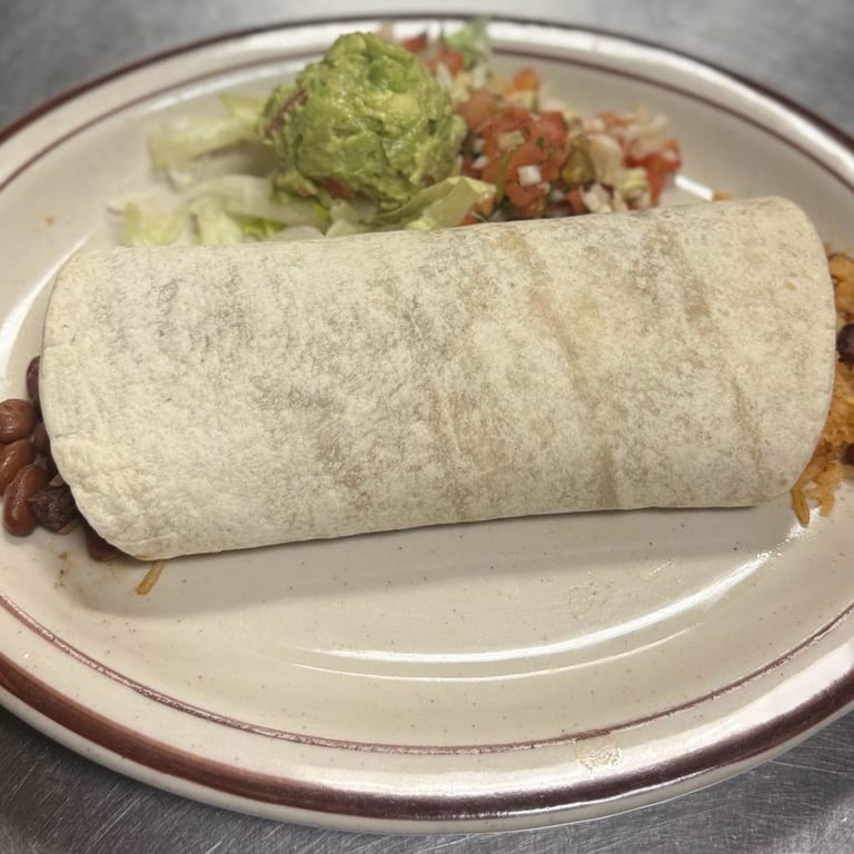 Savor Your Lunch with Us